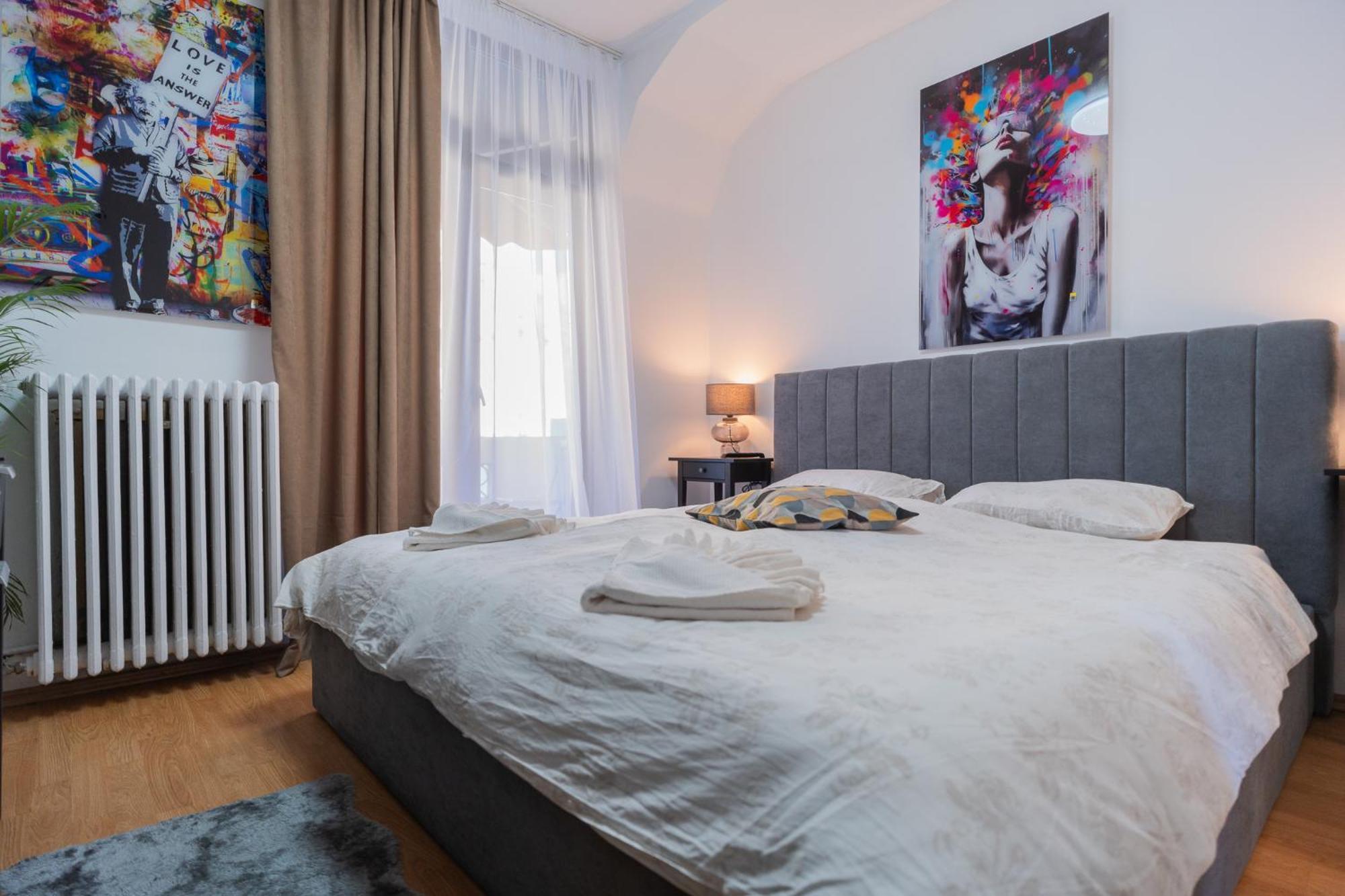 Prime Location - Breathtaking Architectural Views Apartment Bucharest