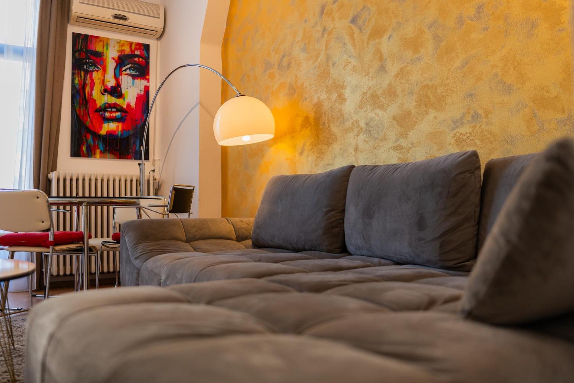 Prime Location - Breathtaking Architectural Views