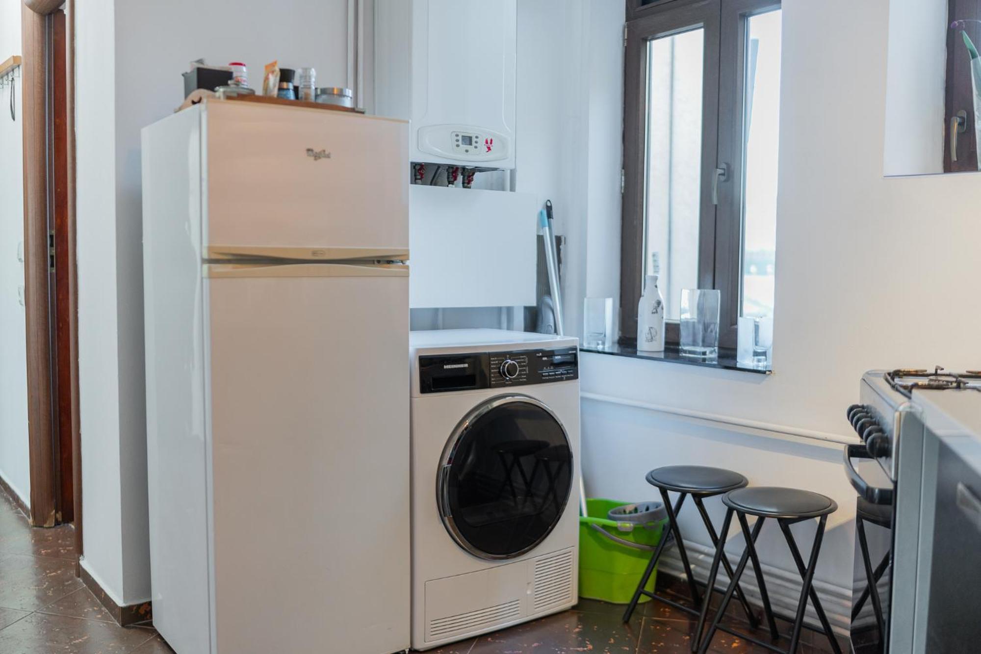 Prime Location - Breathtaking Architectural Views Apartment Bucharest